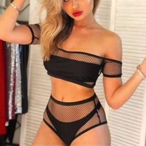 Mesh four-piece bathing suit set 🖤